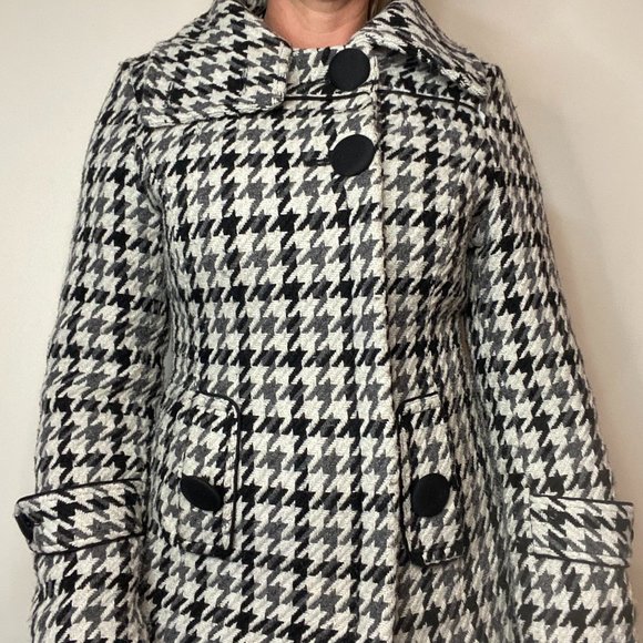 Jacket, Black & White - Picture 2 of 6